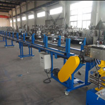 雙螺桿風(fēng)冷拉條造粒機組